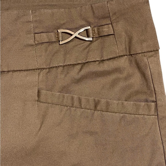 New York & Company Brown Capris - Picture 8 of 10